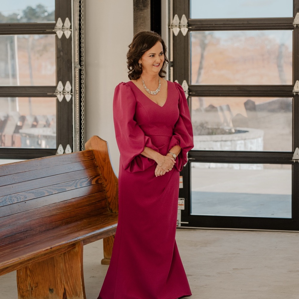 Pink Long Sleeve Bishop Sleeve Gown with V-neck for Mother of the Bride/Groom